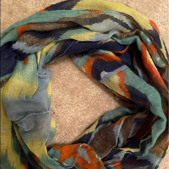 Scarf Bundle - Picture 2 of 5